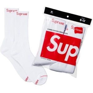 Supreme Hanes Socks (4 Pairs)